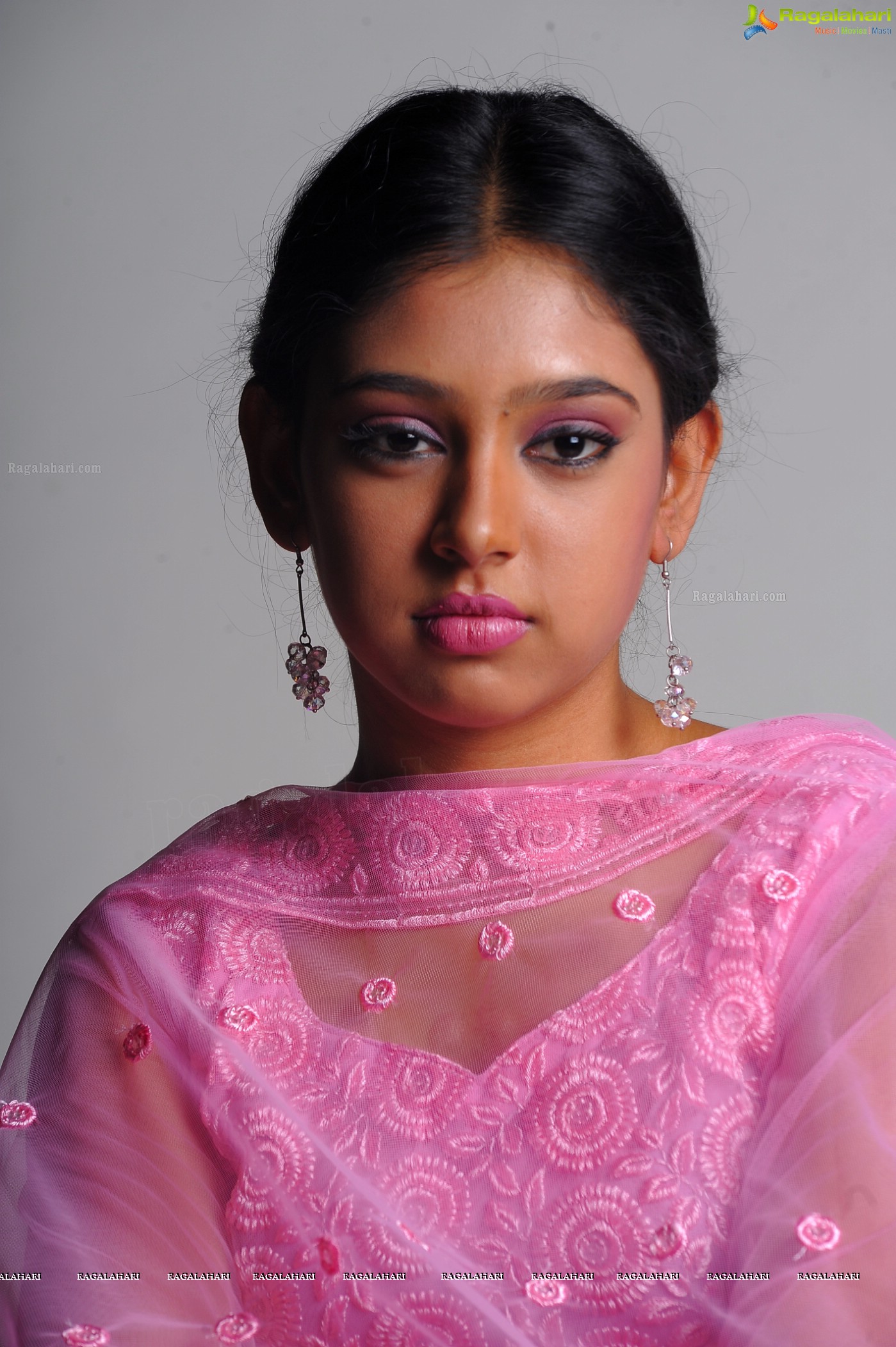 Niti Taylor (Posters)