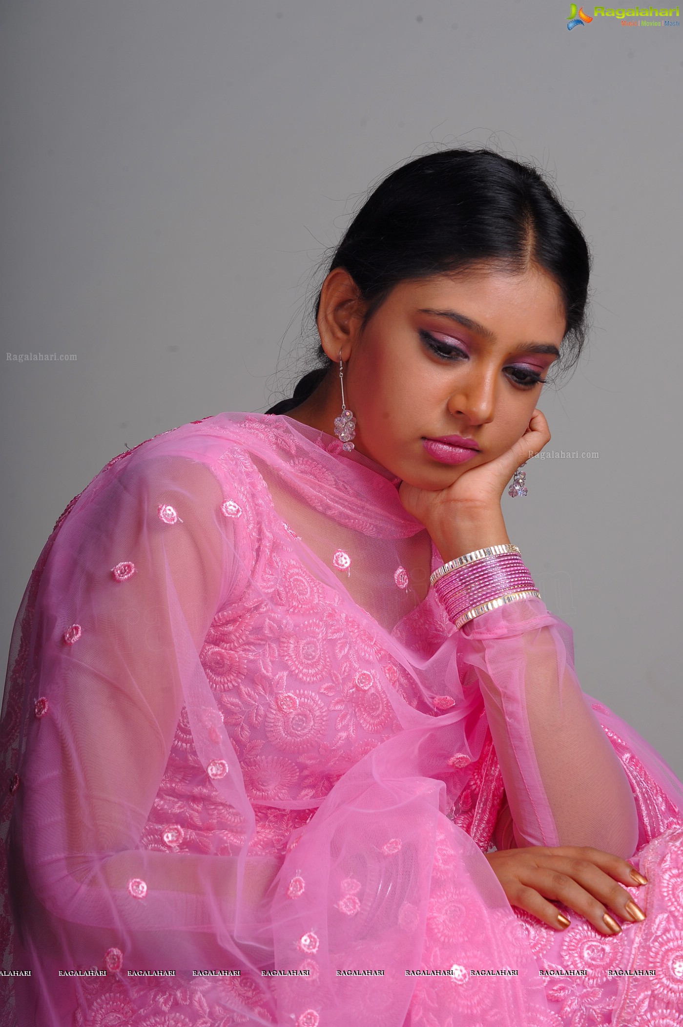 Niti Taylor (Posters)