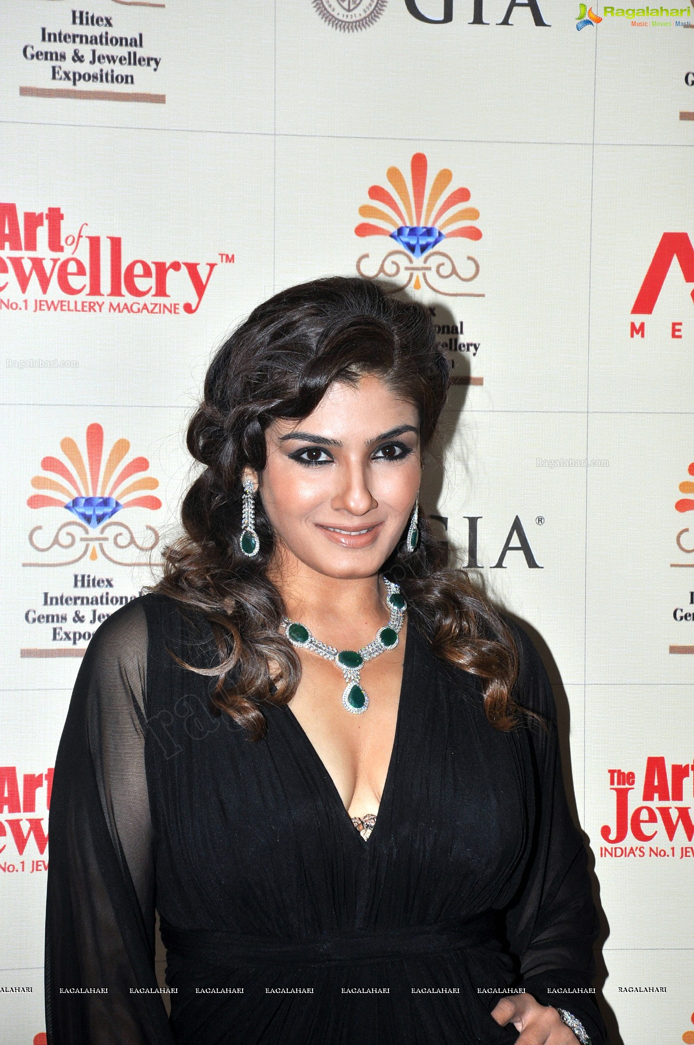 Raveena Tandon (Posters)