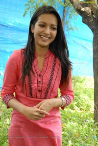 Paisa Heroine Catherine Tresa