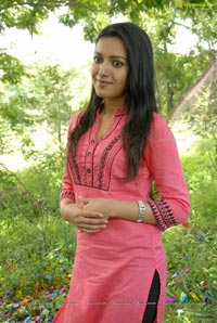 Paisa Heroine Catherine Tresa