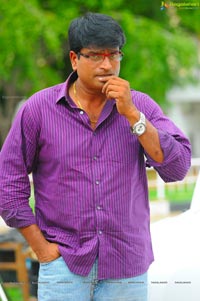 Director Allari Ravi Babu Photos