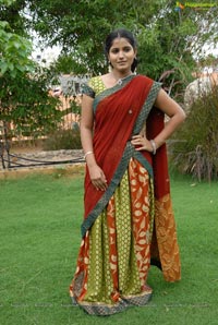Beautiful Telugu Girl Tanusha Photos