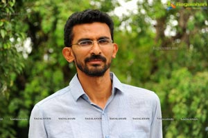 Sekhar Kammula on the sets of Life is Beautiful