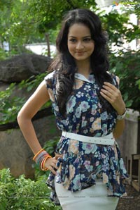 Adda Heroine Shanvi