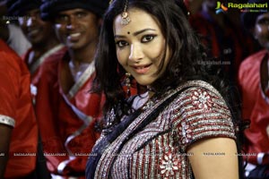 Item Girl Swetha Basu Prasad Photos