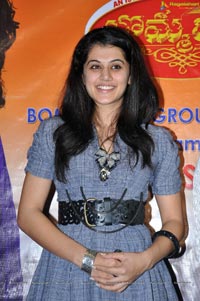 Taapsee in Gown Photos