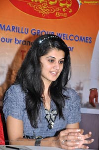 Taapsee in Gown Photos