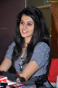 Taapsee in Gown Photos