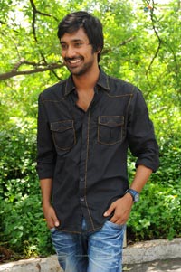 Hero Varun Sandesh Photos