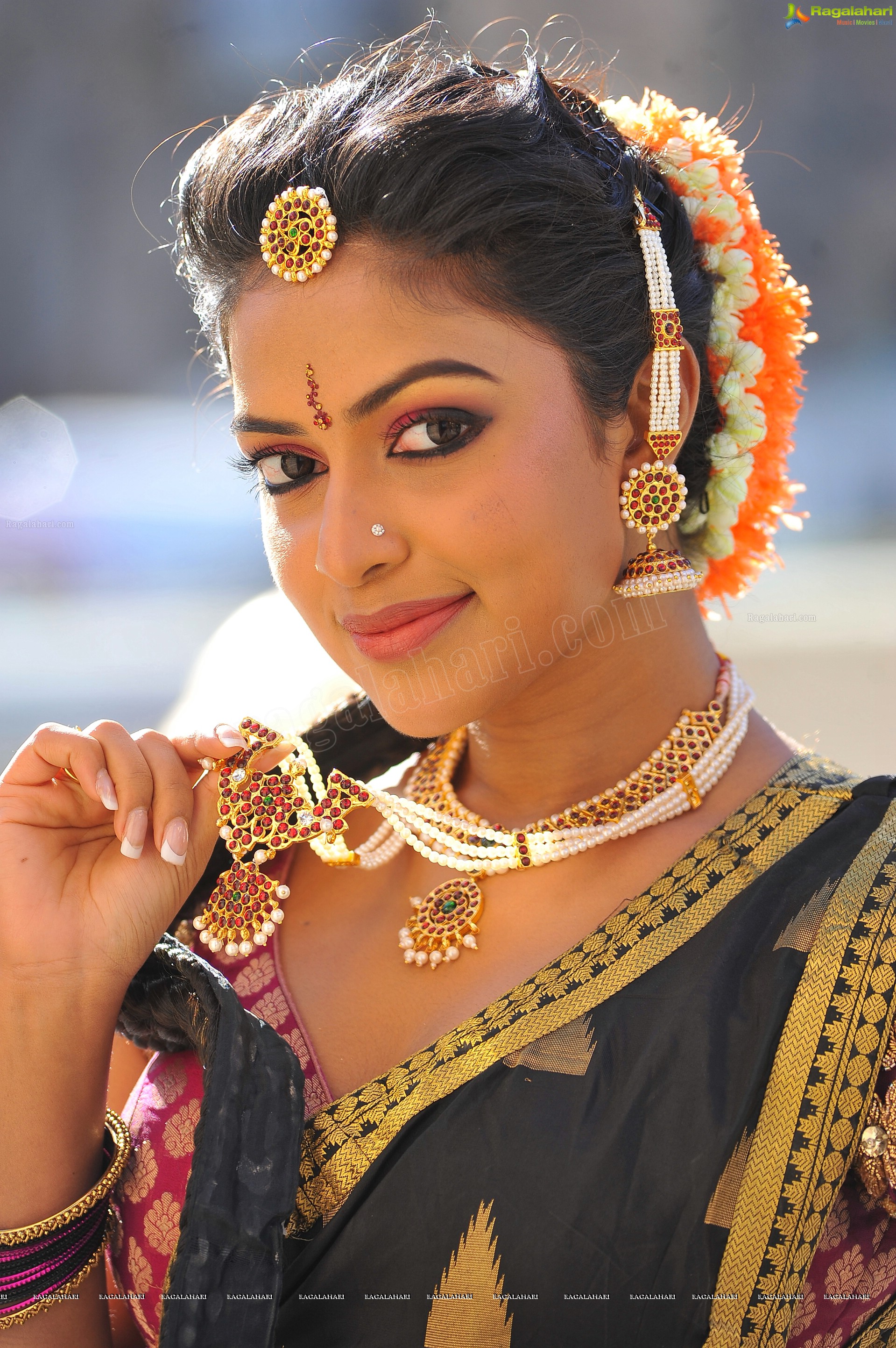 Amala Paul (High Definition)