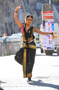 Amala Paul Bharatanatyam Stills