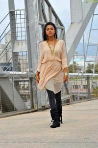 Amala Paul Unseen Pics