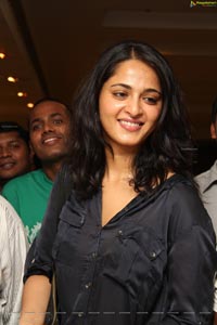 Anushka at Sharath Shetty Photography Exhibition