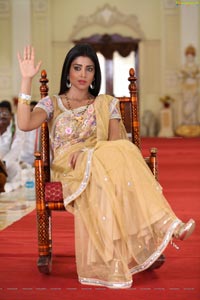 Azhagiya Tamil Magan Shriya Stills