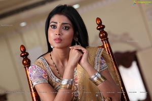 Azhagiya Tamil Magan Shriya Stills