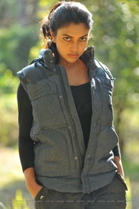 Download Amala Paul High Definition Stills