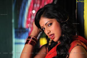 Hari Priya Photo Gallery from Abbai Class Ammayi Mass