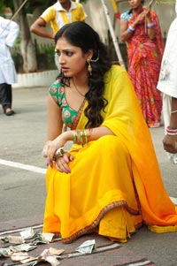 Hari Priya Photo Gallery from Abbai Class Ammayi Mass