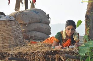 Poorna in Telugulo Naaku Nachani Padam Prema