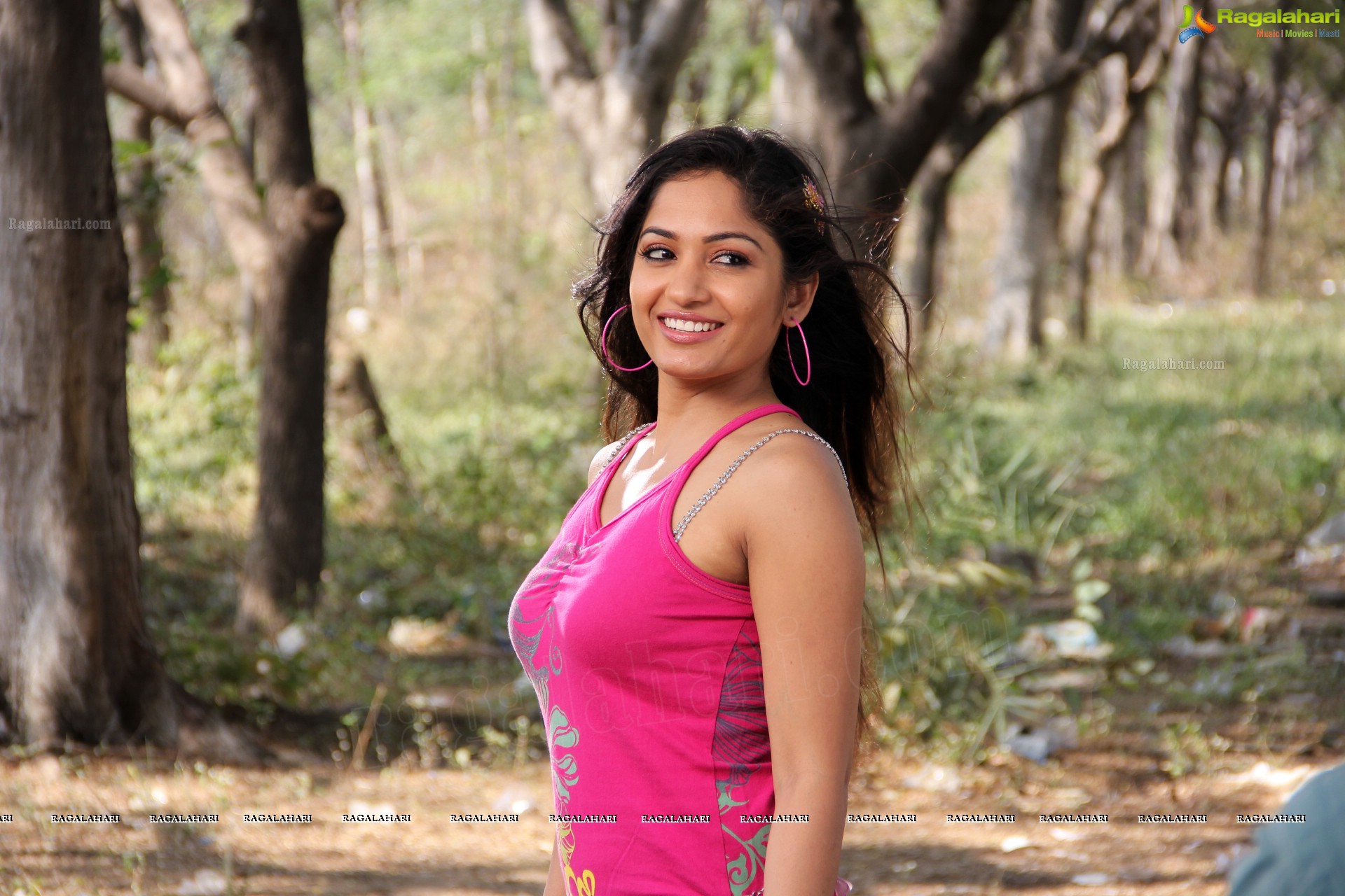 Madhavi Latha (High Definition)