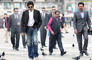 Pawan Kalyan in Attharintiki Daaredhi High Definition Stills