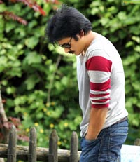 Pawan Kalyan in Attharintiki Daaredhi High Definition Stills