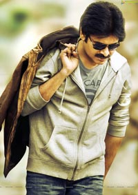 Pawan Kalyan in Attharintiki Daaredhi High Definition Stills