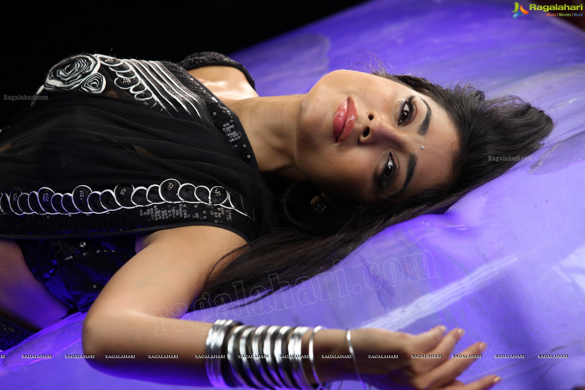 Shriya (High Definition)