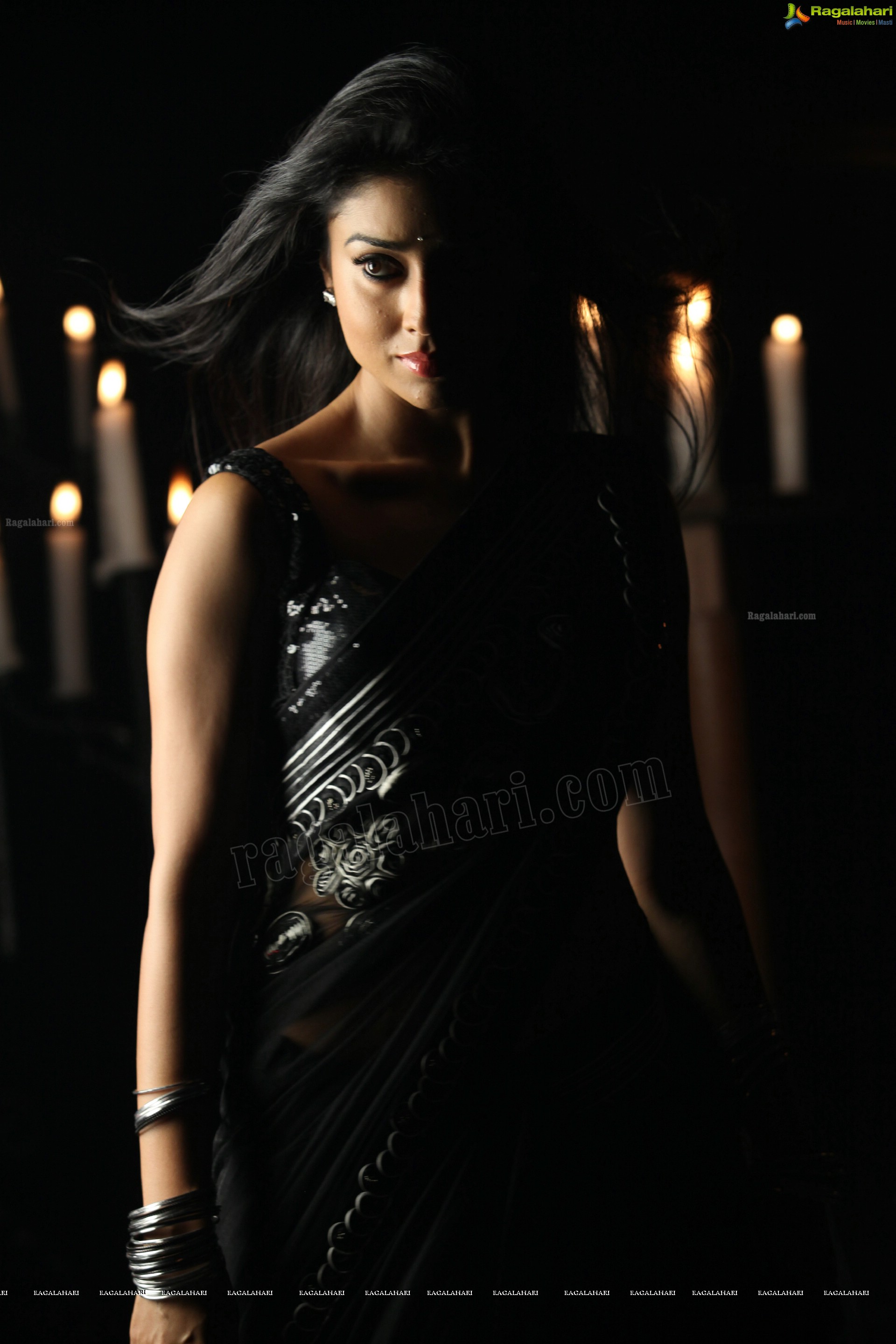 Shriya (High Definition)