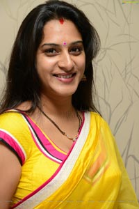 Surekha Vani in Yevadu Photos