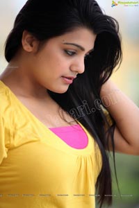 Bollywood Heroine Tashu Kaushik Exclusive Photos