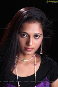 Kharjooram Heroine Geetha Photos