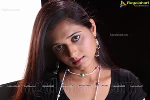 Kharjooram Heroine Geetha Photos