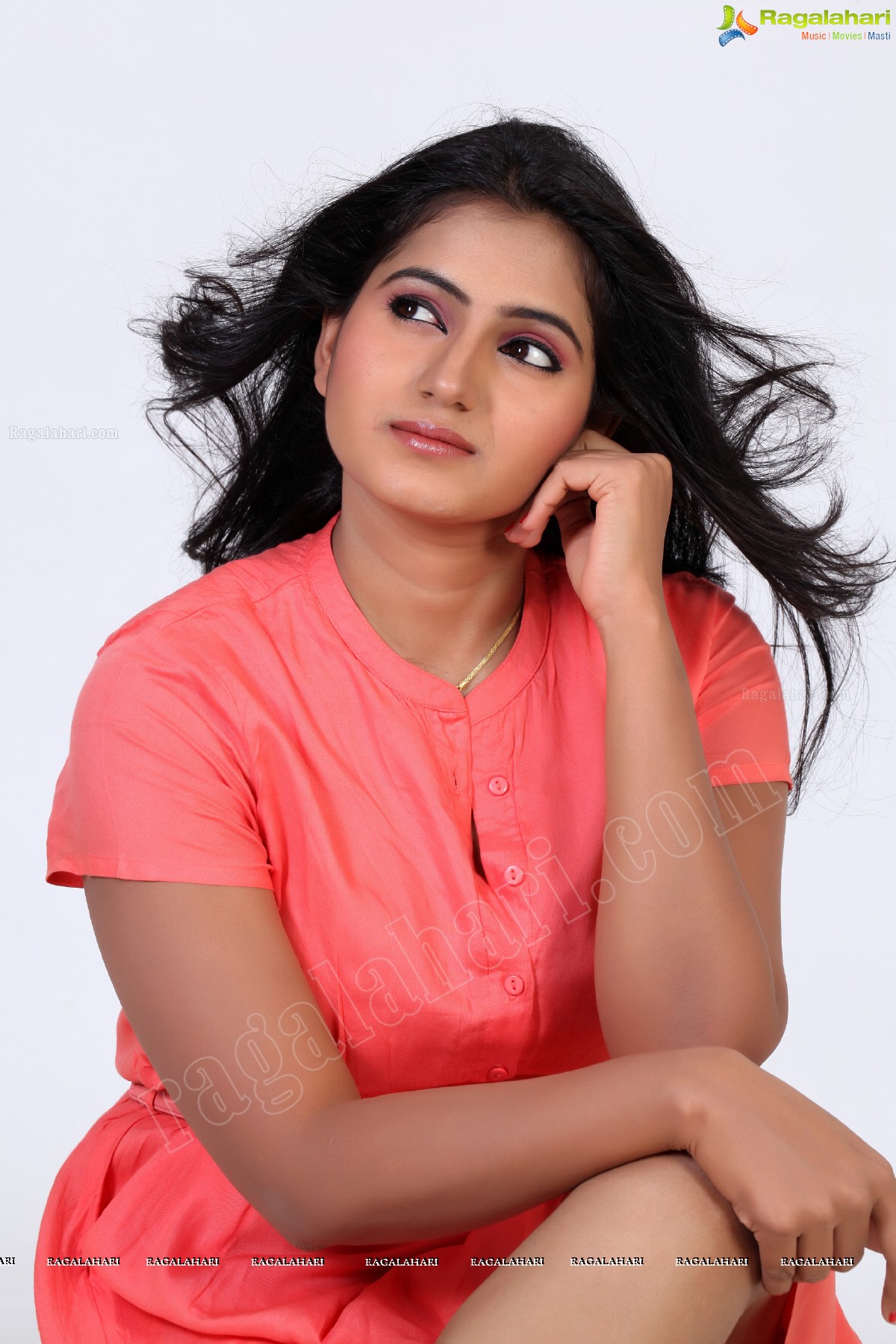 Tanusha (Exclusive)