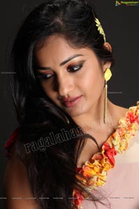 Madhavilatha Unseen Photos