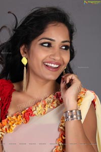 Madhavilatha Unseen Photos