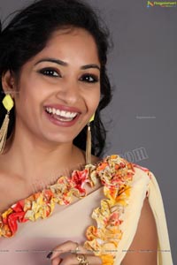 Madhavilatha Unseen Photos