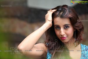 Sanjana Galrani Hot Pics