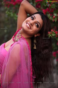 Telugu Heroine Tashu Kaushik Unseen Exclusive Photos