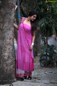 Telugu Heroine Tashu Kaushik Unseen Exclusive Photos