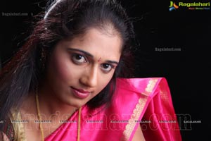 Telugu Teenage Girl in Saree