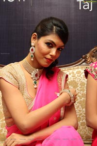 Hyderabad Model Dimple in Saree