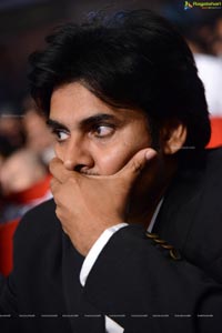 Pawan Kalyan at Attharintiki Daaredhi Audio