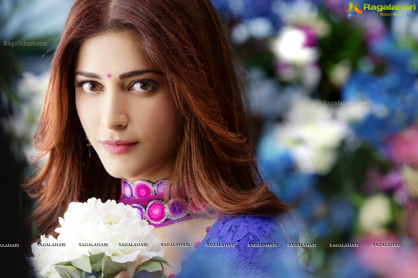 Shruti Haasan (Posters)