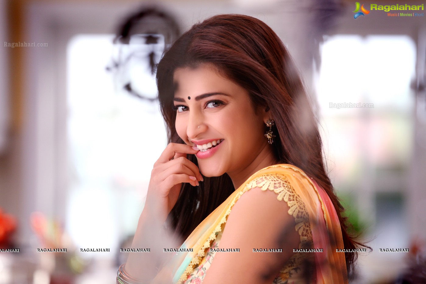 Shruti Haasan (Posters)