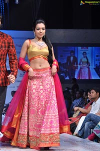 Catherine at Hyderabad Fashion Week 2013