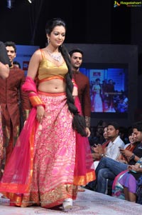 Catherine at Hyderabad Fashion Week 2013