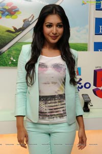 Catherine Tresa at Big C KPHB