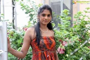 Tamil Actress Puvisha Manoharan Stills